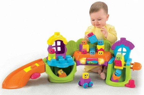 Chọn đồ chơi phù hợp giúp con bạn phát triển tốt trí thông minh