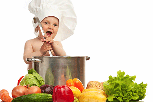 Mẹ nên tự nấu cháo để đảm bảo cho con
