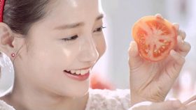 Tác dụng làm đẹp từ cà chua