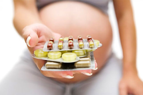 Mẹ cần bổ sung đủ các loại vitamin trước khi mang bầu