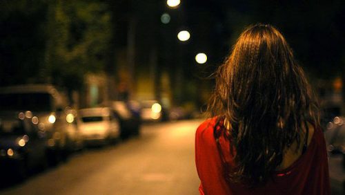 Im lặng chính là nôi sợ lớn nhất của đàn bà