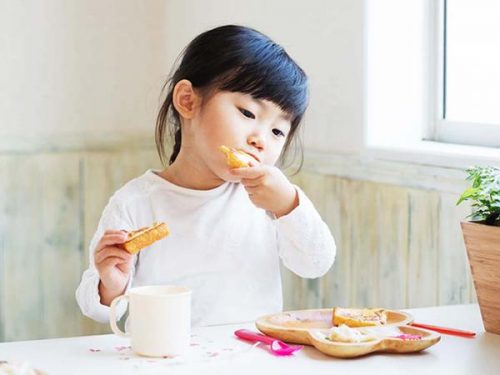 Làm cha mẹ ai cũng muốn mình có thể nuôi con khỏe mạnh thông minh