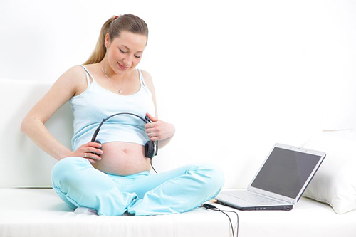 Âm nhạc cho trẻ sơ sinh và mẹ bầu