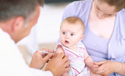 Một số vắc xin cần được tiêm phòng cho trẻ sơ sinh