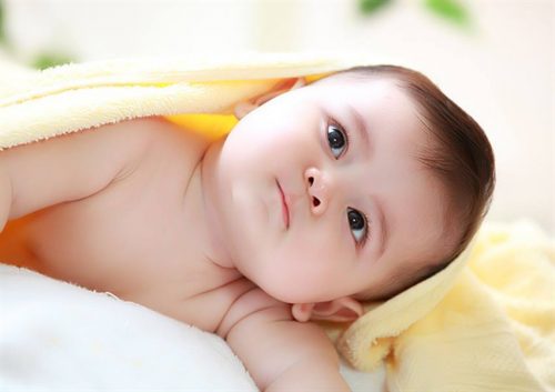 Có rất nhiều nguyên nhân gây ra thiếu canxi ở trẻ