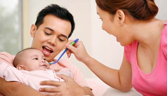 Chăm sóc trẻ bị ho lâu ngày