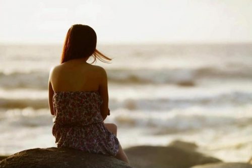 Trong cuộc đời tình yêu là thứ mong manh nhất