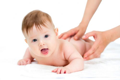 Cách massage giúp bụng hệ tiêu hóa của con trở nên thuận tiện hơn