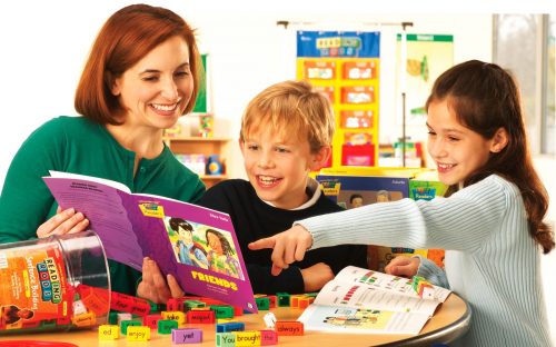 Giai đoạn từ 3 đến 6 tuổi là thời điểm thích hợp nhất để trẻ học tiếng anh