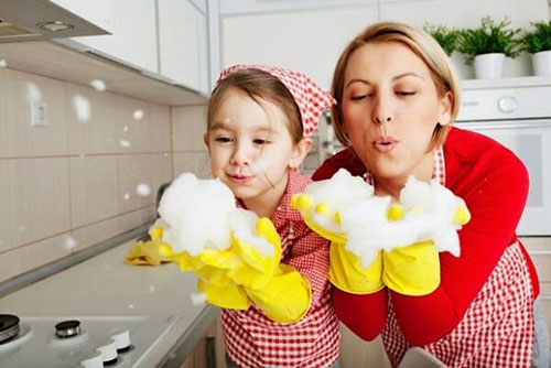 Nên rèn luyện cho con trẻ kĩ năng sống ngay khi còn nhỏ
