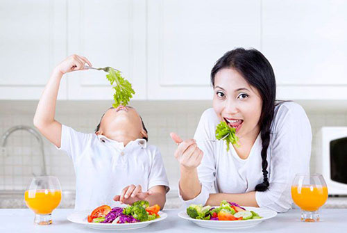 Ngoài thành phần dinh dưỡng thì bệnh lý và tâm lý cũng là nguyên nhân dẫn đến bệnh táo bón 
