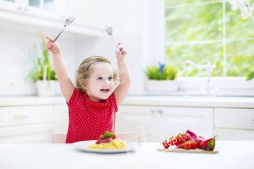 Những thực phẩm giúp con tăng cân cần phải đảm bảo được đủ dưỡng chất cho trẻ