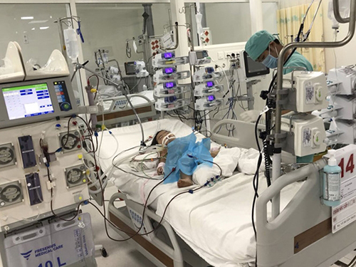 Cậu bé hiện đang được tiếp tục điều trị tại bệnh viện Nhi Đồng TP HCM