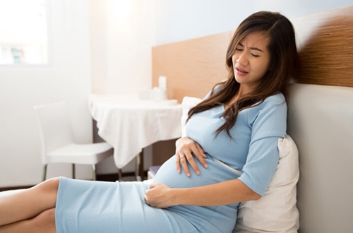 Nguy cơ khi mẹ bầu sử dụng Isotretinoin