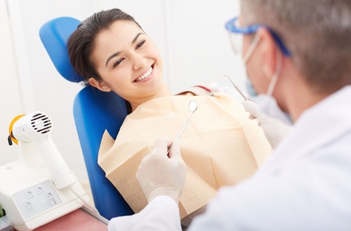 Nguyên nhân khiến bạn phải đi lấy cao răng định kỳ