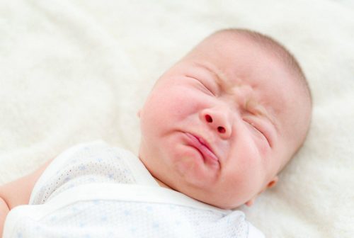 Những thói quen chỉ có ở trẻ sơ sinh
