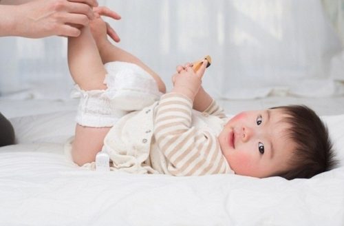 Nguyên nhân khiến trẻ bị tiêu chảy sủi bọt