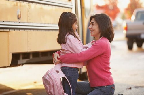 Những điều cha mẹ nên làm với con trong những năm tháng đầu đời