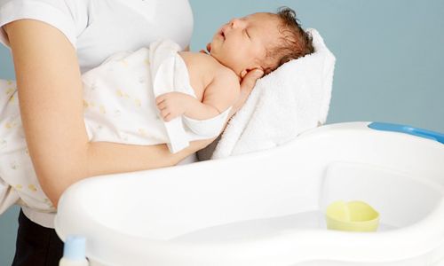 Chăm sóc da cho trẻ sơ sinh