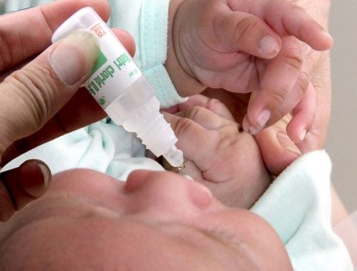 Những ưu điểm và nhược điểm khi dùng nước muối sinh lý cho trẻ sơ sinh
