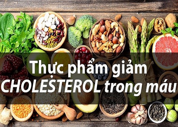 <center><em>Lựa chọn thực phẩm lành mạnh có thể giúp giảm cholesterol xấu</em></center>